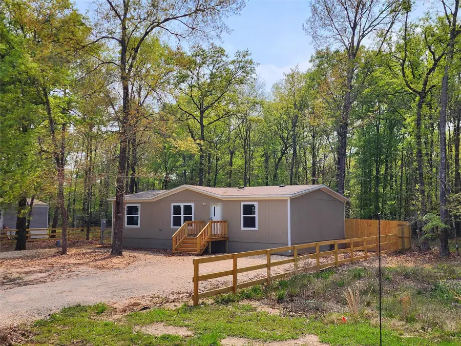 1010 Hidden Oaks Drive, Point Blank, TX 77364 - #2