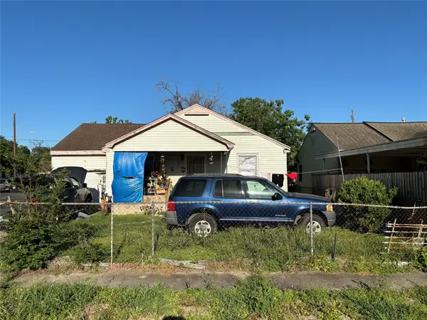 1103 Hoffman Street, Houston, TX 77020