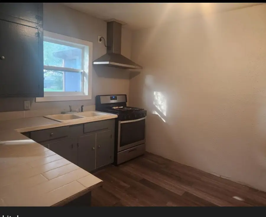 412 Winona Drive, Pasadena, TX 77506 - Image #3