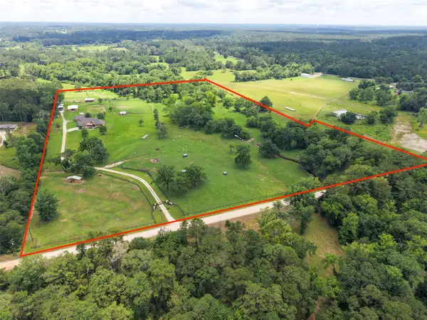 40 Stewart Road, New Waverly, TX 77358
