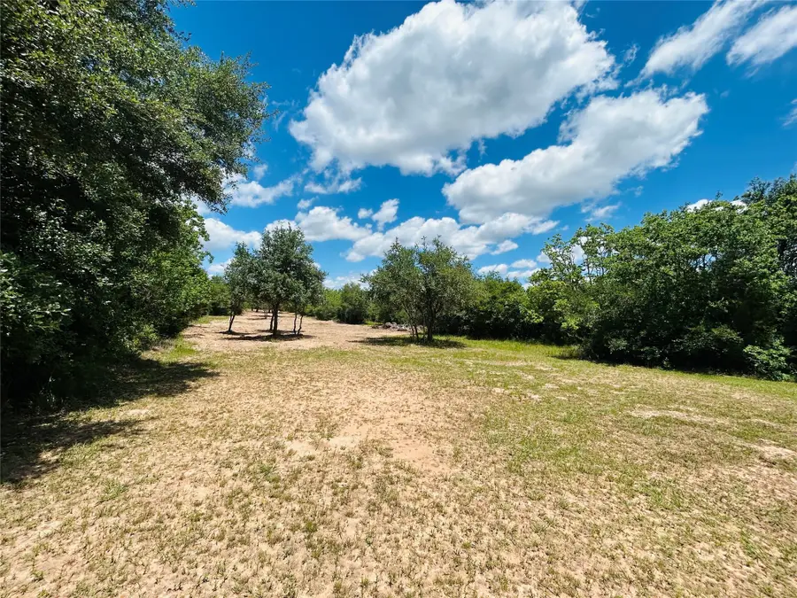 1147 County Road 156, Columbus, TX 78934 - Image #2
