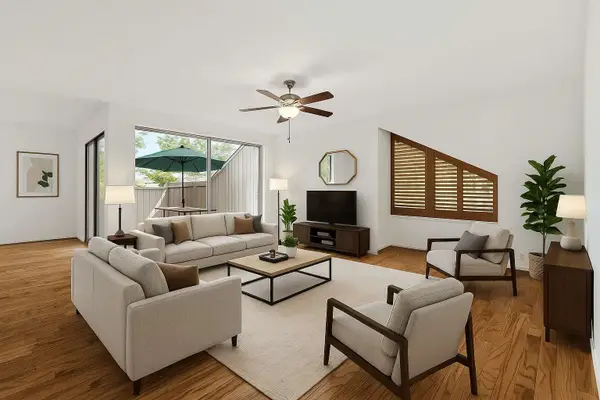 318 Litchfield Lane, Houston, TX 77024