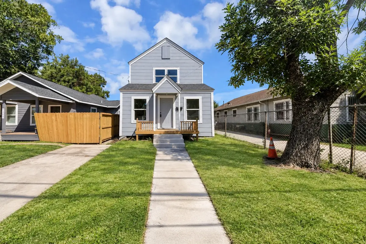 7025 Canal Street, Houston, TX 77011 - #1