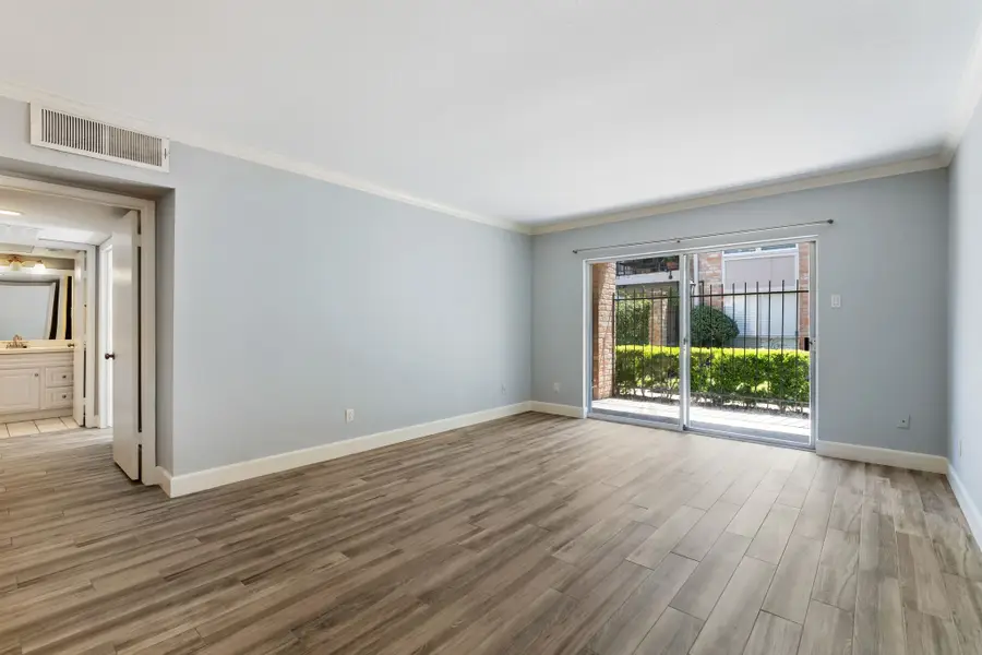 2224 S Piney Point Road #117, Houston, TX 77063 - Image #2