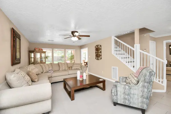 6827 La Puente Drive, Houston, TX 77083