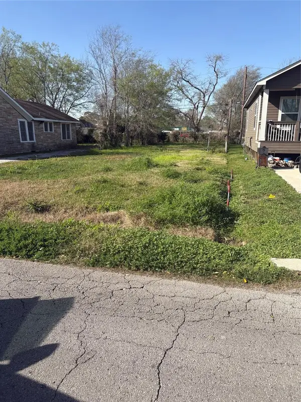 2640 Euclid Street, Beaumont, TX 77705