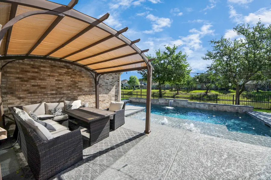 30214 Vinebriar Drive, Southeast Montgomery, TX 77386 - Image #3