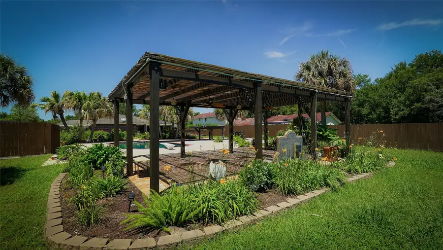 2204 Airline Drive, Friendswood, TX 77546 - #3