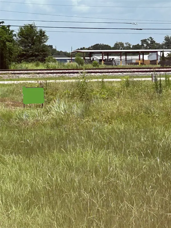 3411 Us-90, Brookshire, TX 77423