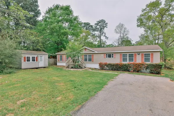 1520 W Creek Drive, Conroe, TX 77304