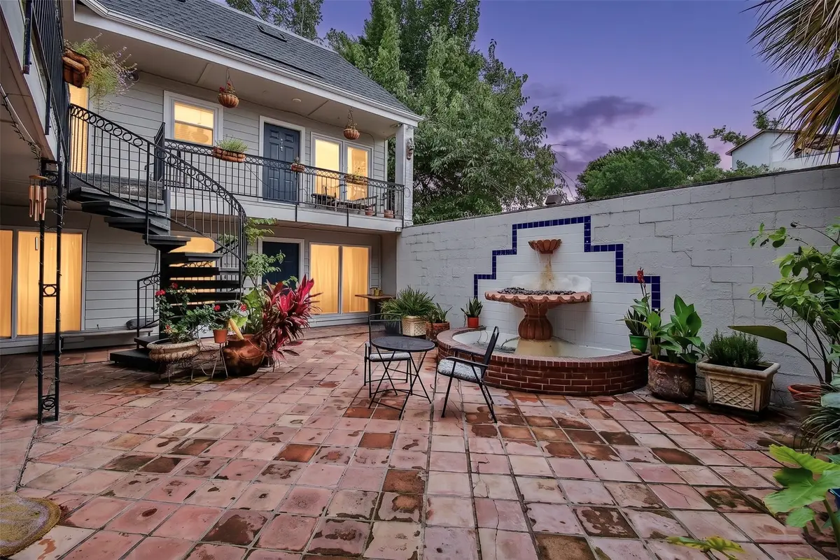 1404 Welch Street #2, Houston, TX 77006 - #1