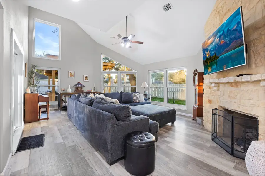 1824 Pine Cone Drive, Katy, TX 77493 - Image #2