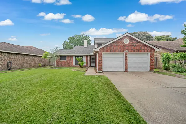 3812 Redbud Drive, La Porte, TX 77571