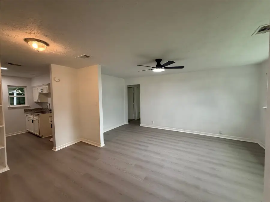 10205 Sierra Drive, Houston, TX 77051 - #2