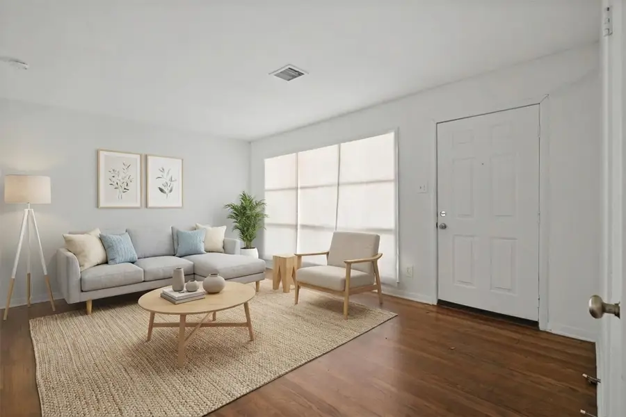 4414 Tavenor Lane, Houston, TX 77047 - Image #2