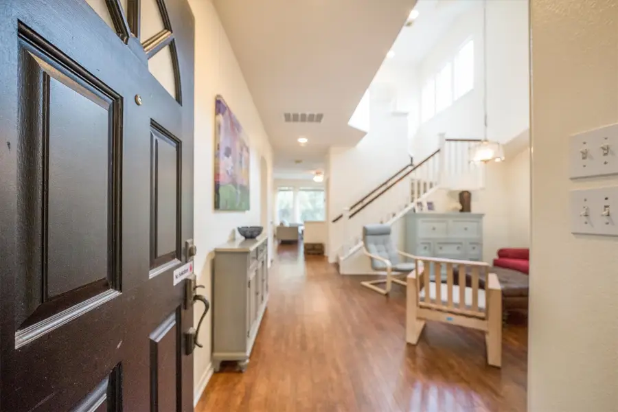 14 N Flickering Sun Circle, The Woodlands, TX 77382 - Image #3