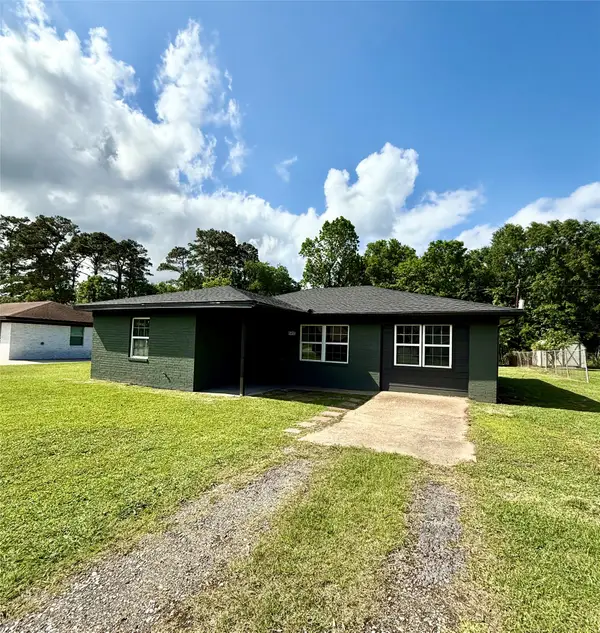 1415 Windwood Street, Vidor, TX 77662
