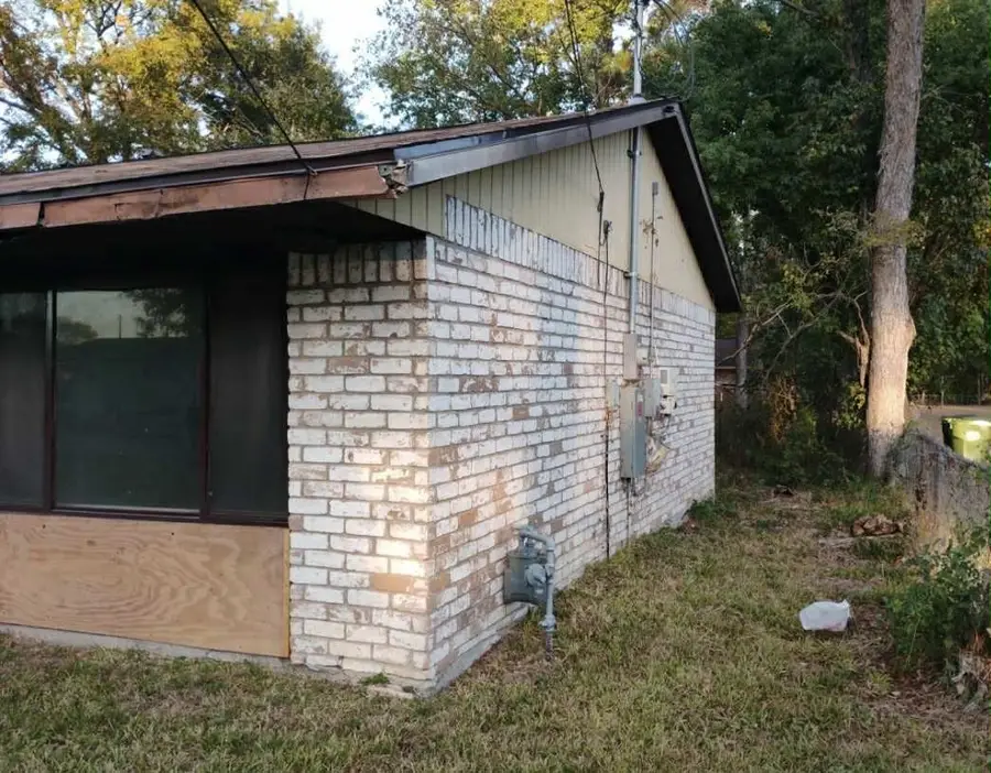 1018 Green Avenue, Cleveland, TX 77327 - Image #2