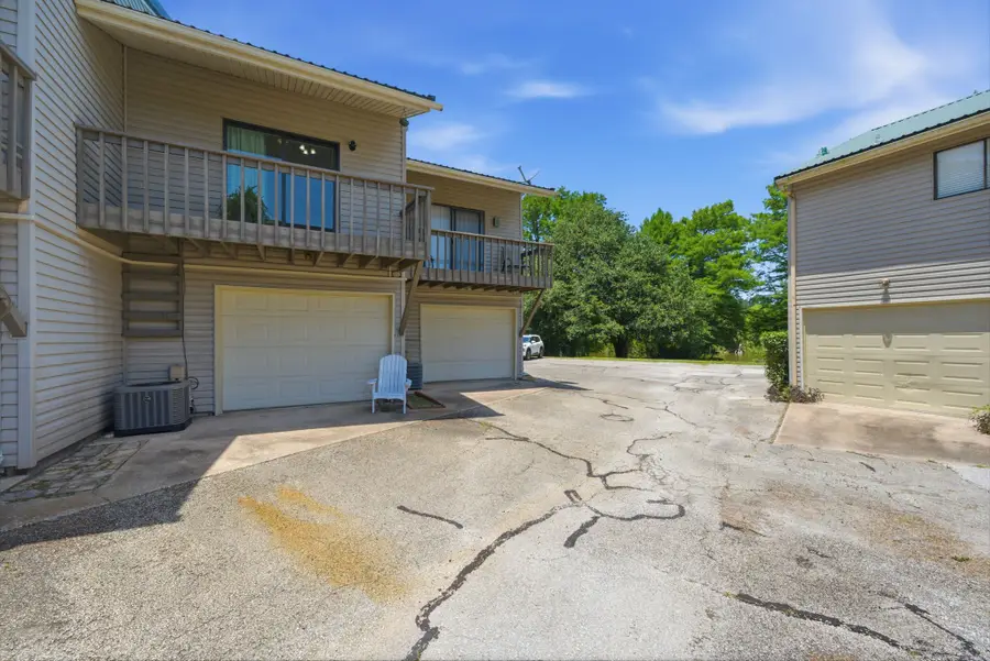 501 Bass Boat Village #112, Huntsville, TX 77320 - #3