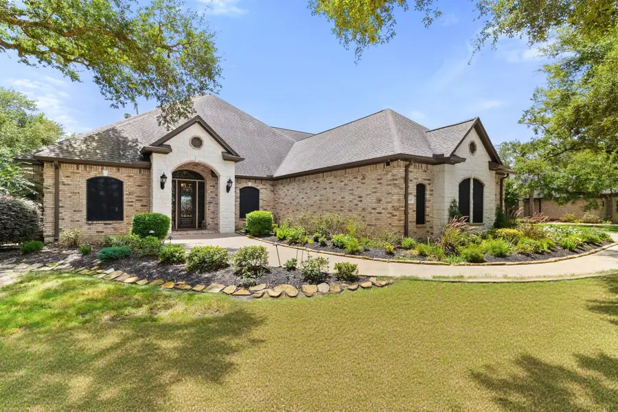 1105 Oak Park Drive, Angleton, TX 77515 - #3