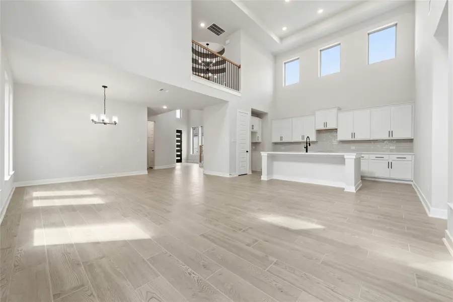 26433 East Skylight Brook Circle, Montgomery, TX 77316 - Image #3