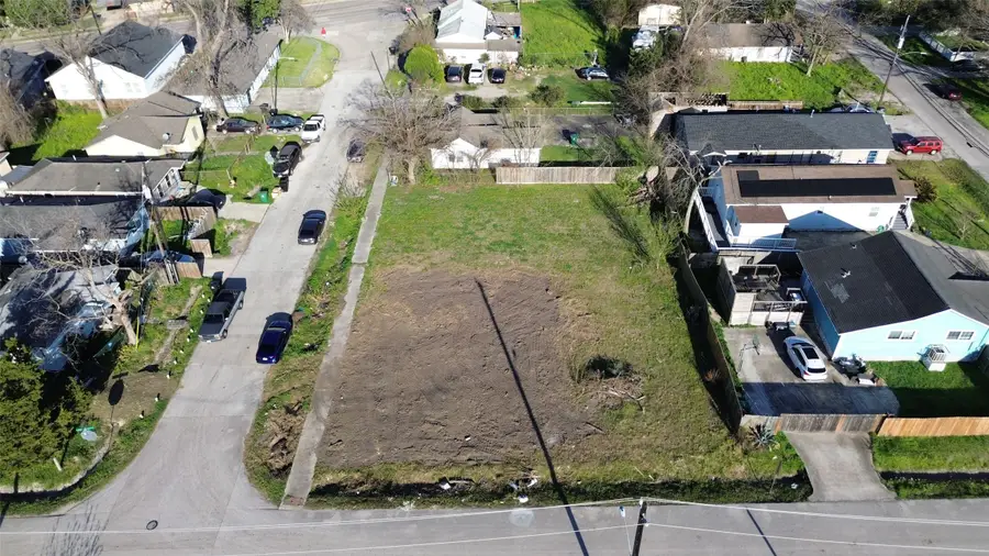 4006 Cortlandt Street, Houston, TX 77018 - #3