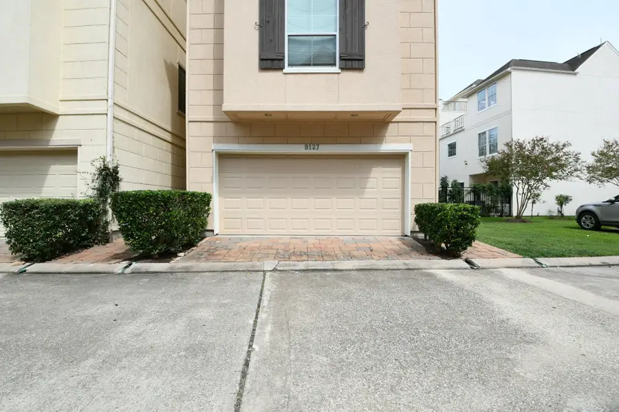 9127 Harbor Hills Drive, Houston, TX 77054 - #3