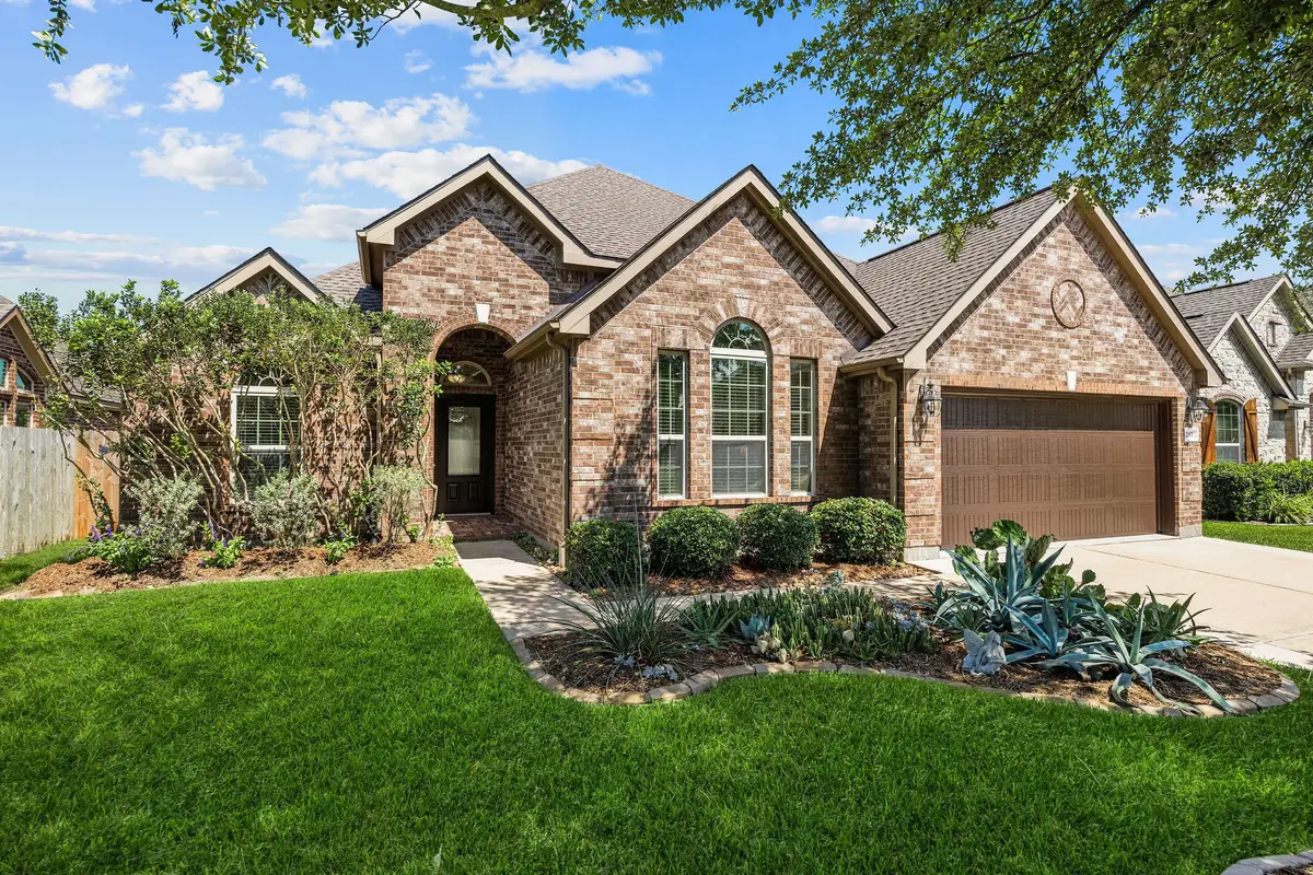 283 W Creek Drive, League City, TX 77573 - #1