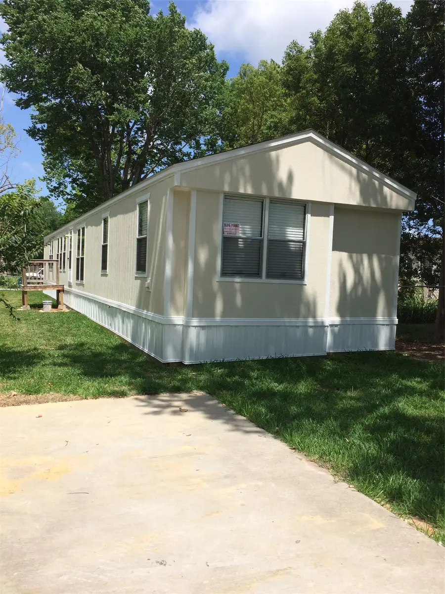4715 3rd Street, Bacliff, TX 77518 - #3