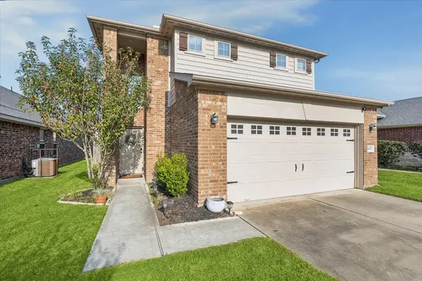 5127 Misty Lane, Bacliff, TX 77518