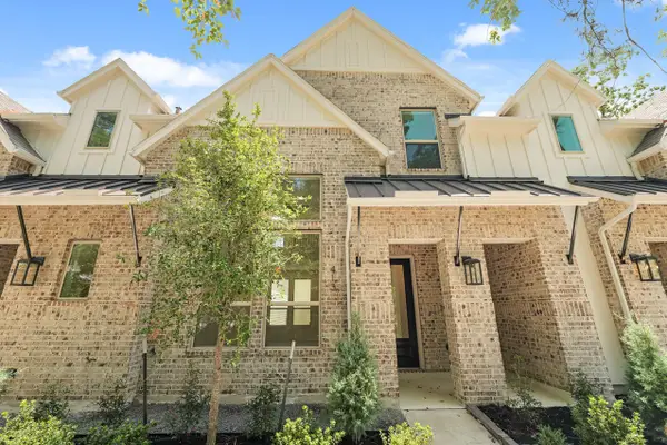 413 Meadows Peak Lane, Montgomery, TX 77316