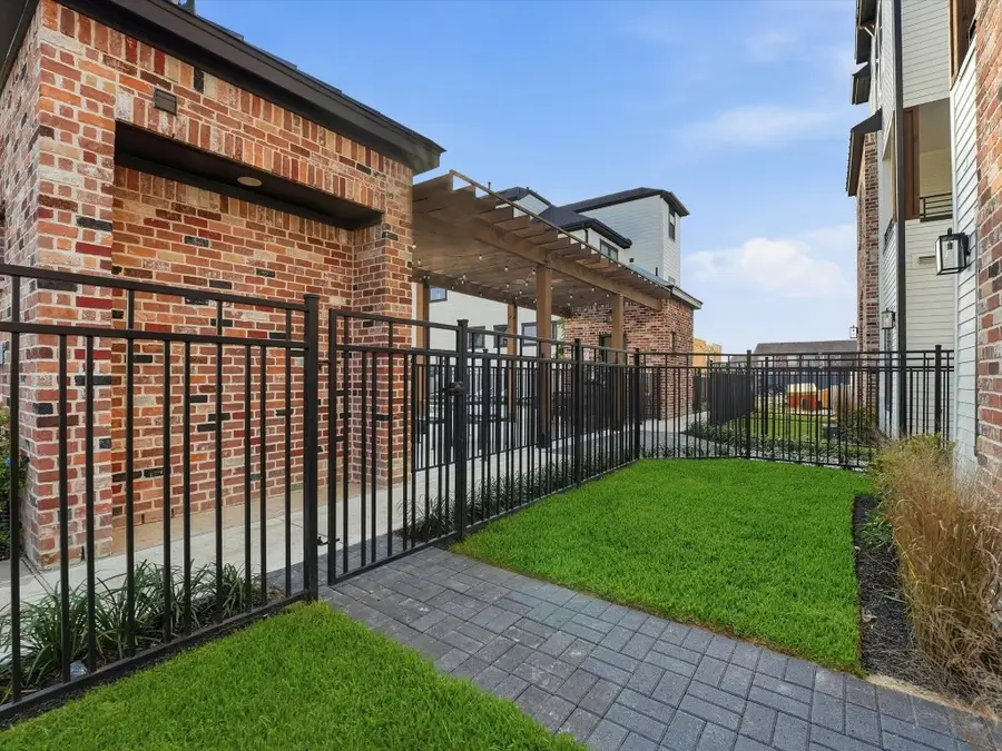 9213 Fort George Street, Houston, TX 77063 - #3