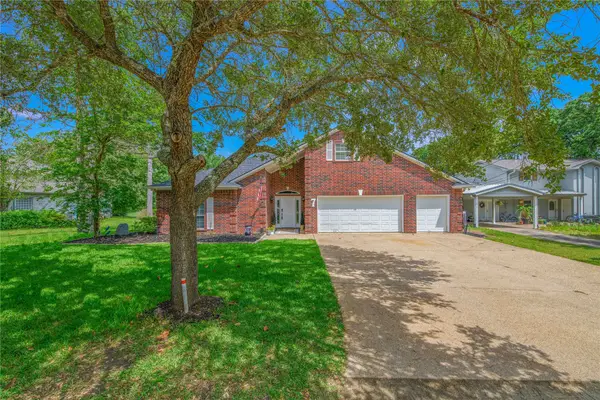 7 Hickory Ridge Lane, Normangee, TX 77871