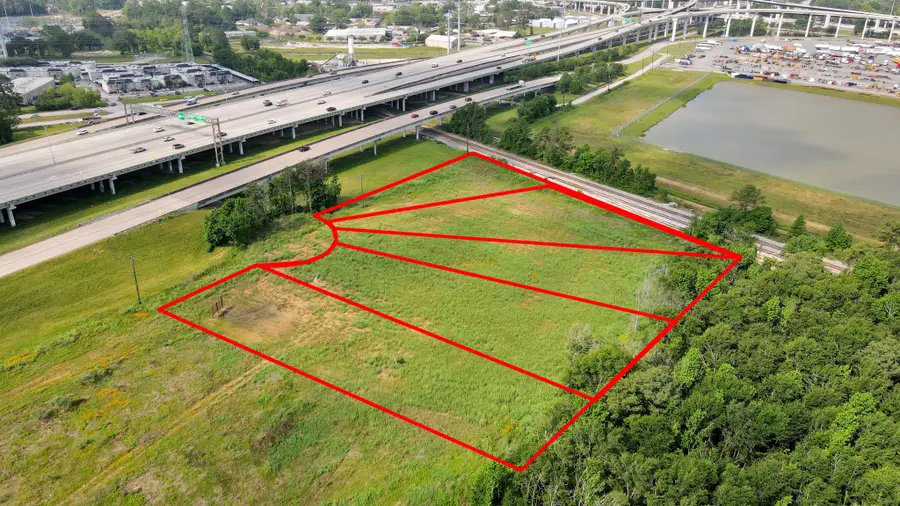 6819 Manor Way, Houston, TX 77396 - Image #3