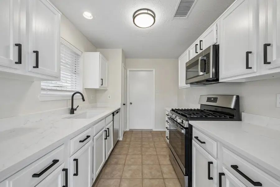 1904 Floyd Road, League City, TX 77573 - #3