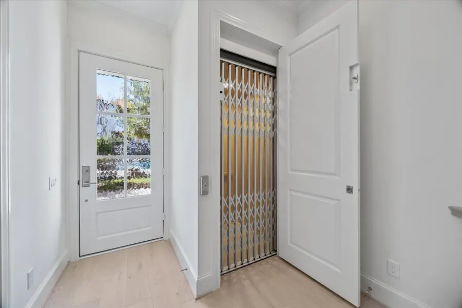 7510 Viano Lane, Houston, TX 77055 - Image #2