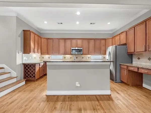 2505 Dallas, Houston, TX 77003