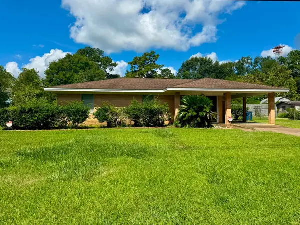 1815 Lee Miller Road, Silsbee, TX 77656