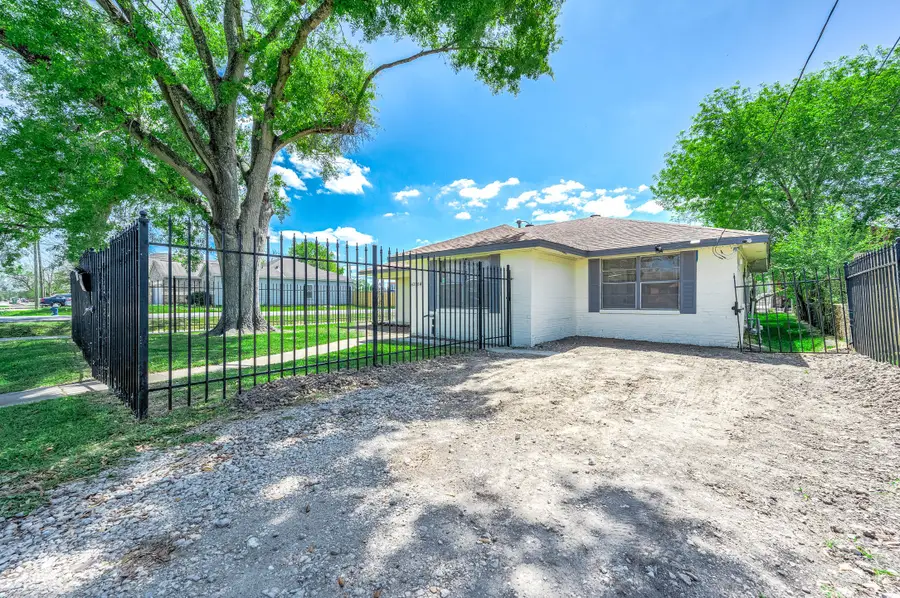 4356 Phlox Street, Houston, TX 77051 - #3