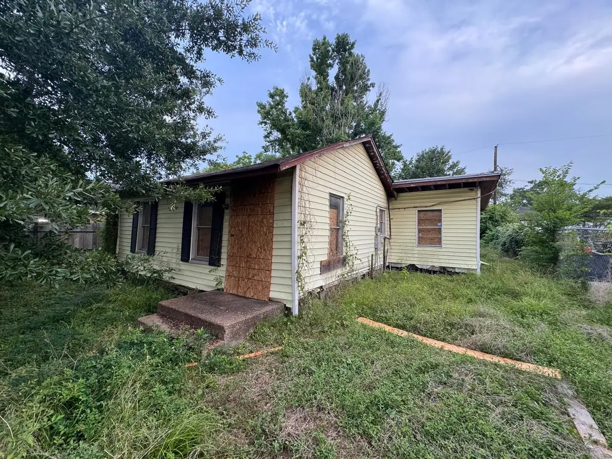 5118 Senior Street, Houston, TX 77016 - Image #1