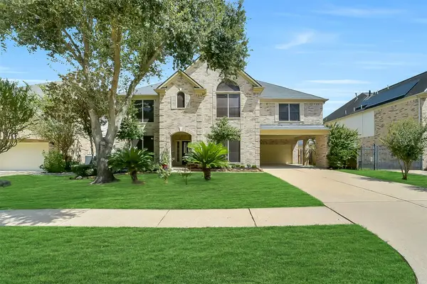 8326 Brighton Lake Lane, Houston, TX 77095