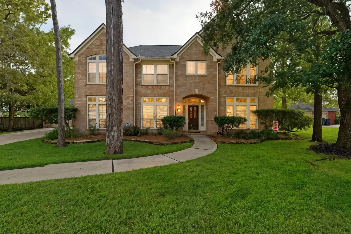 603 Forest Bend Lane, Friendswood, TX 77546 - #1