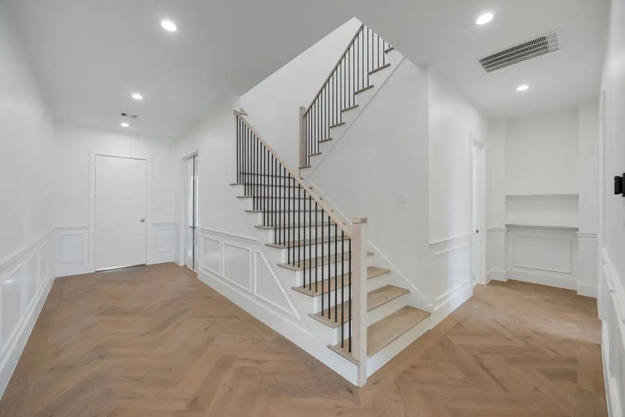 1726 Saxon Drive, Houston, TX 77018 - #2