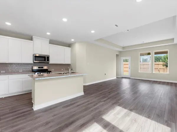 8034 Magnolia Prairie Lane, Cypress, TX 77433