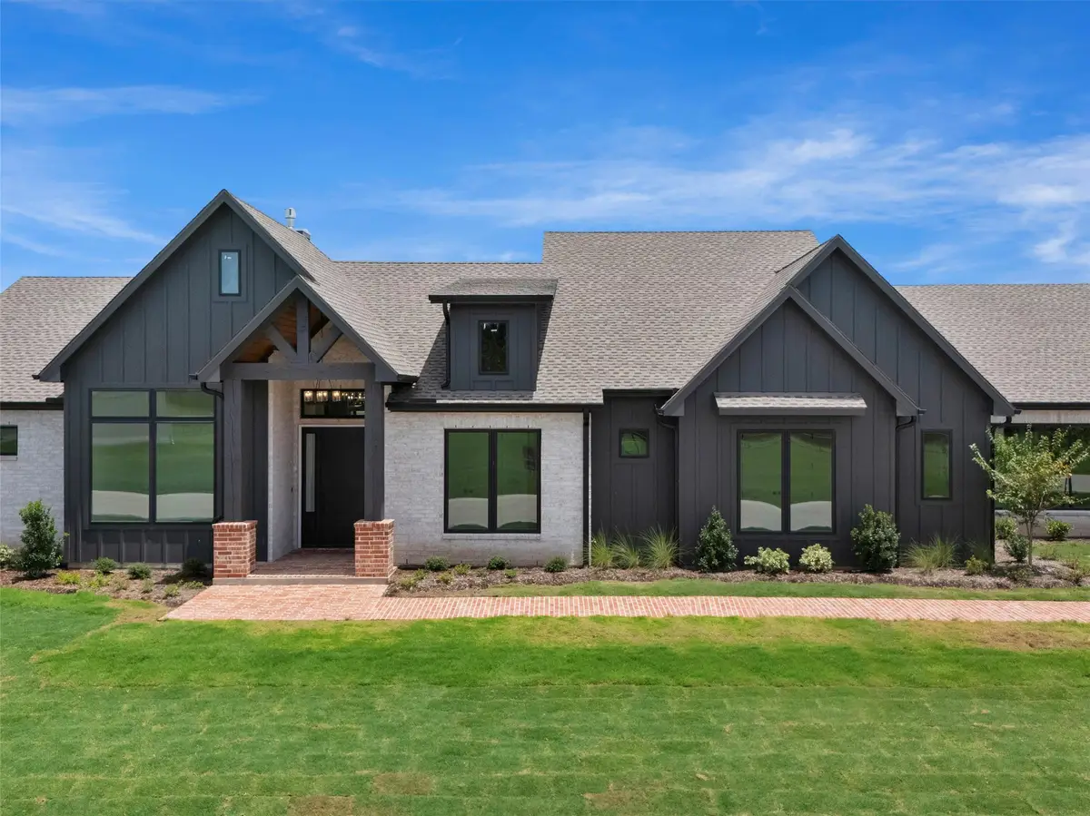 259 Hydrangea Drive, Smithville, TX 78957 - Image #1