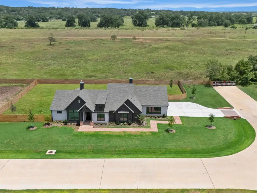 259 Hydrangea Drive, Smithville, TX 78957 - Image #2