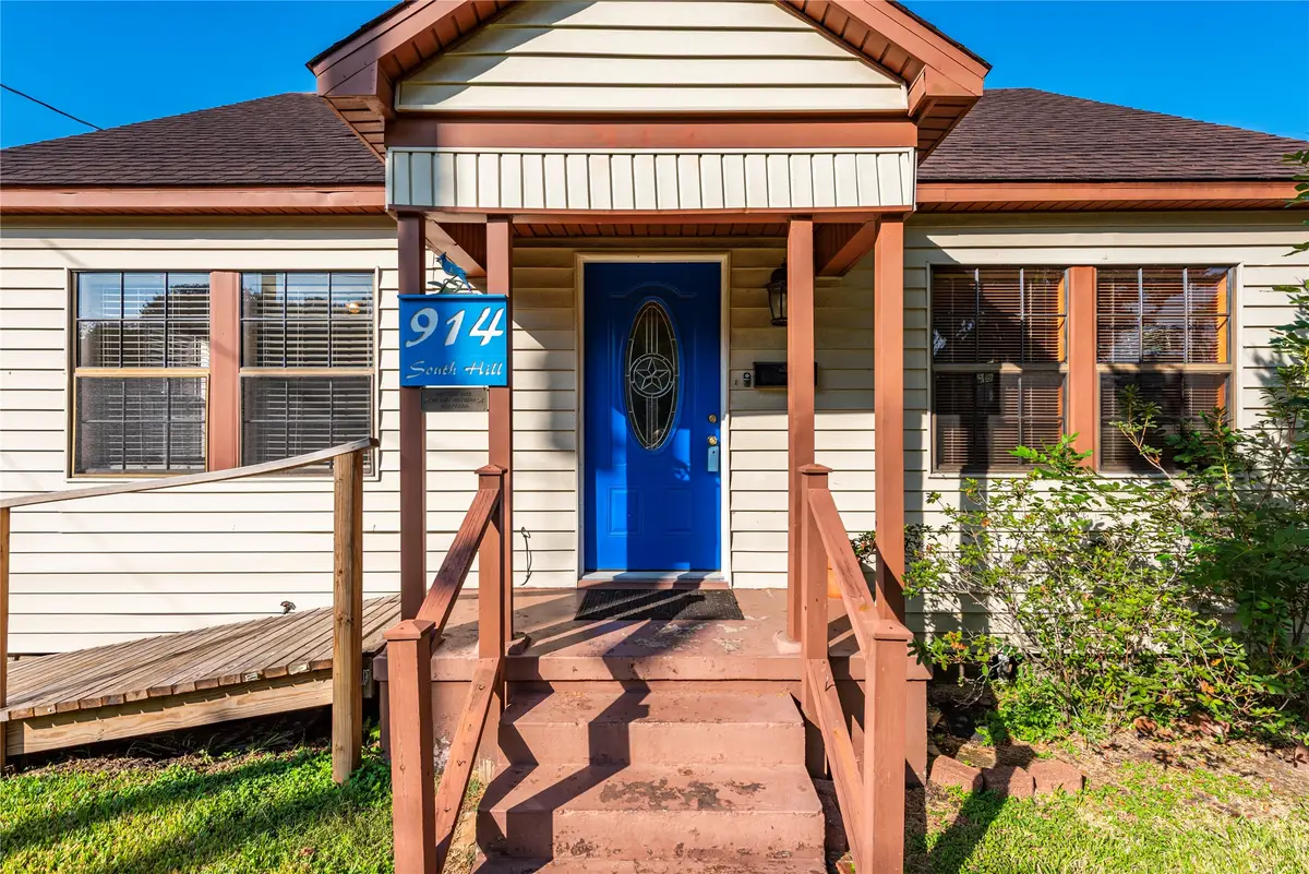 914 S Hill Street, Alvin, TX 77511 - Image #1