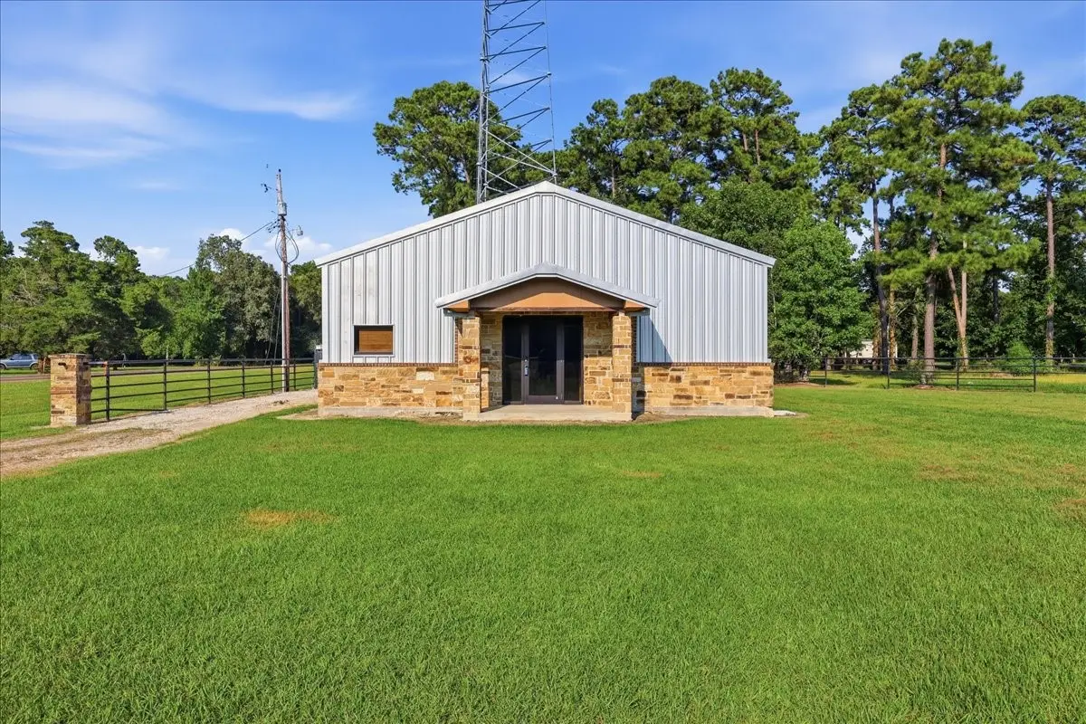 3438 Fm 563, Anahuac, TX 77514 - #1