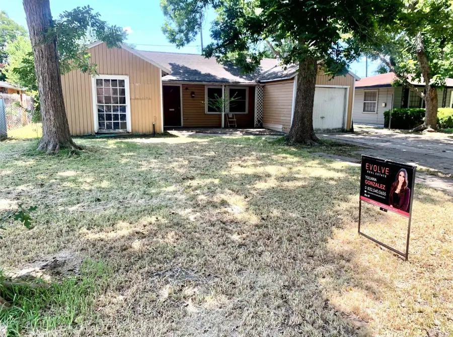 7346 Stanwick Drive, Houston, TX 77087 - Image #2