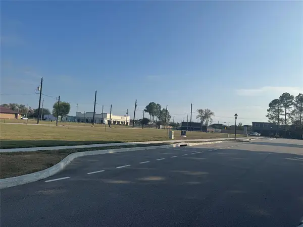 3527 South Park Avenue, Pearland, TX 77581